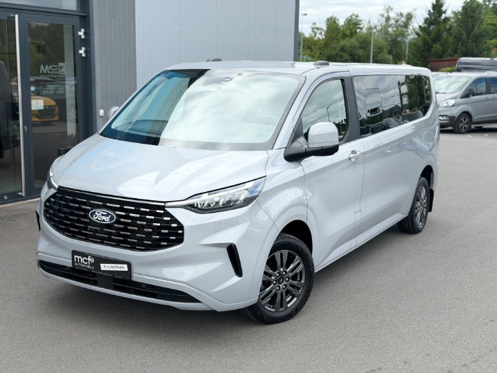Ford Tourneo Custom L2 Titanium 9Sitzer *Leder*AHK* – Foto