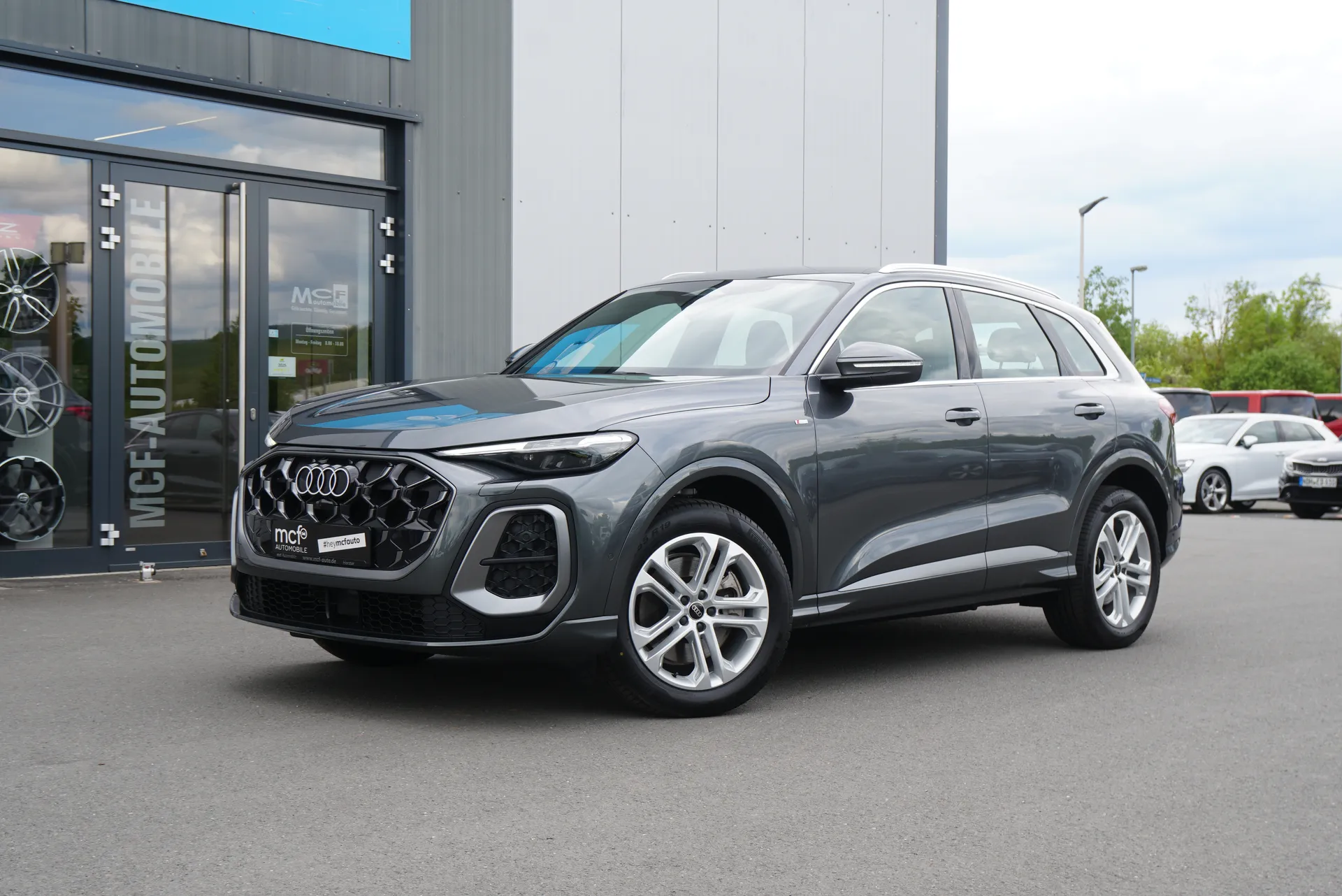 Audi Q5 40 TDI quattro S line Edition *Matrix*360*ACC – Foto