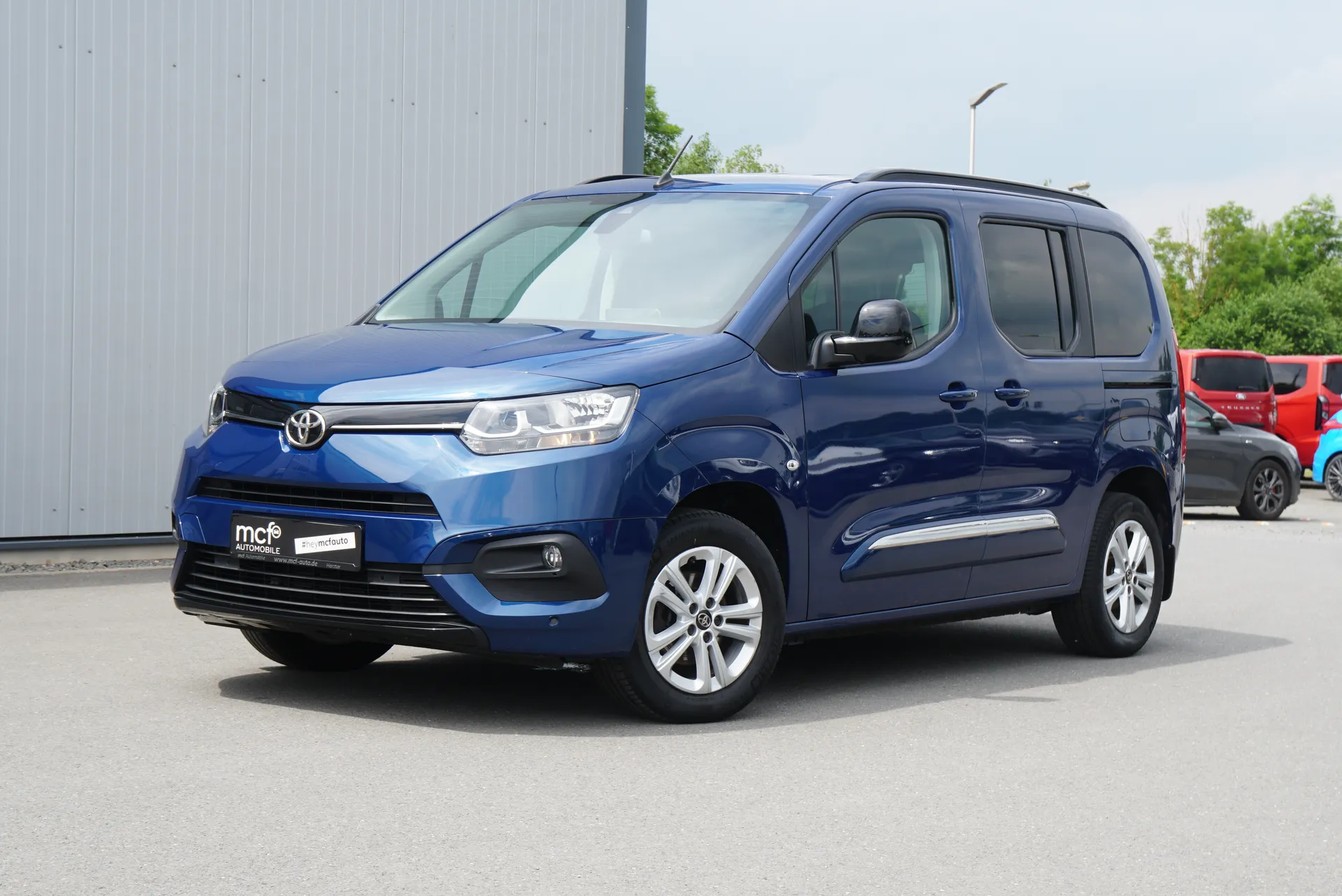 Toyota PROACE CITY Verso 1.5d Family *AHK*Kamera* – Foto