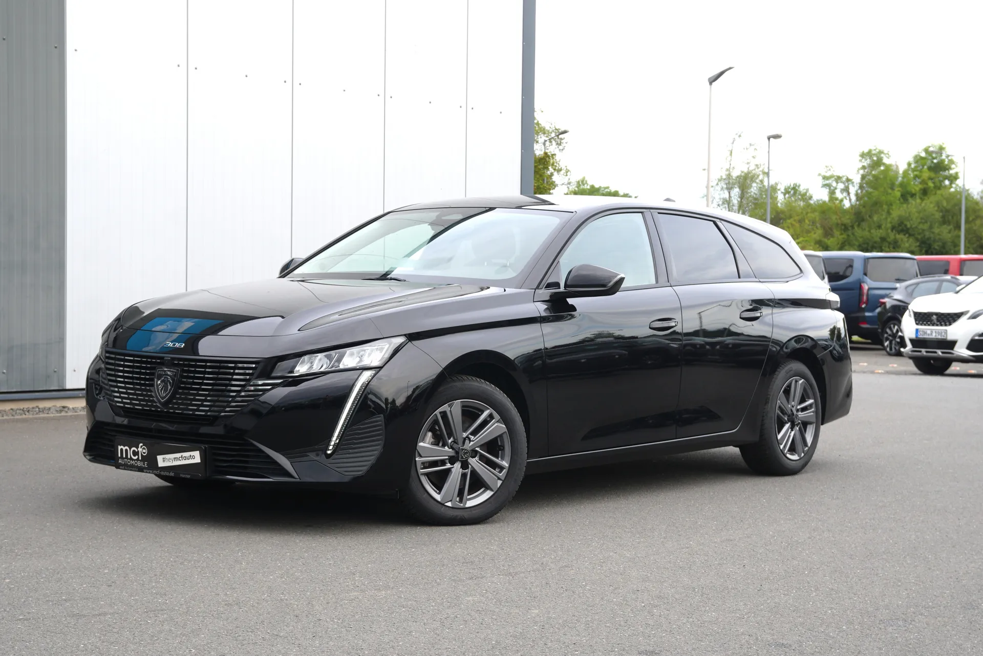 Peugeot 308 SW 1.2 Allure *360°*ACC*LED*Keyless*Navi* – Foto