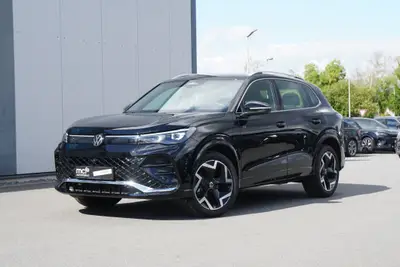 Volkswagen Tiguan 1.5 eTSI R-Line *ACC*Matrix*HuD*360* – Gebrauchtwagen bei mcf Automobile