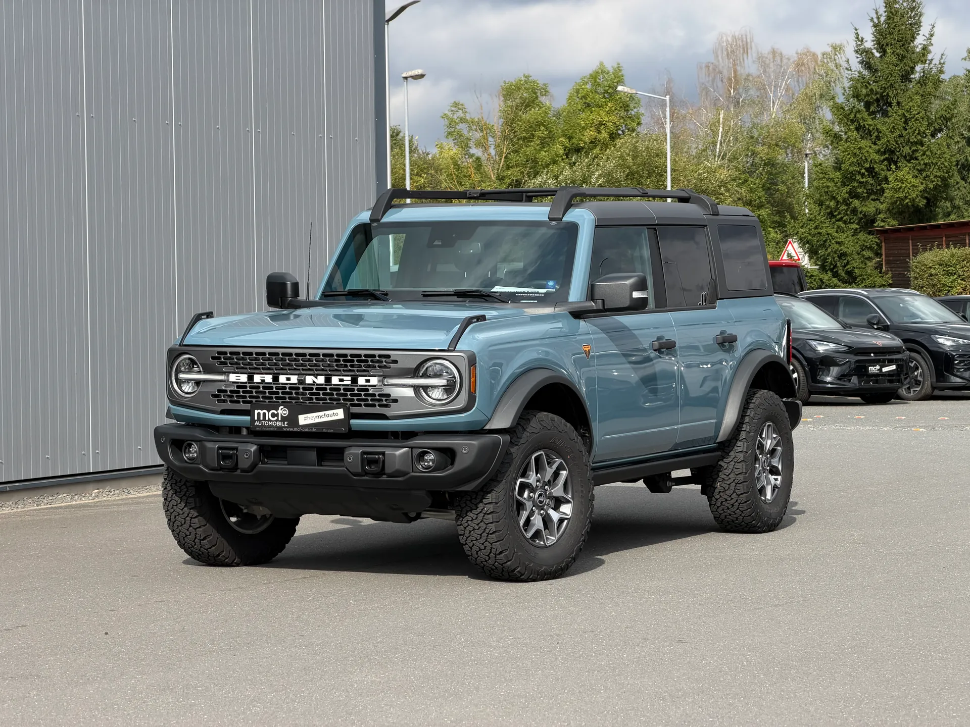 Ford Bronco 2.7 V6 Badlands e-4WD *B&O*Kamera*AHK* – Foto
